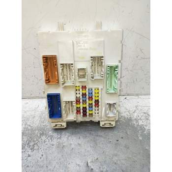 CAJA RELES / FUSIBLES J12J44J54180329 15TDCI 2014