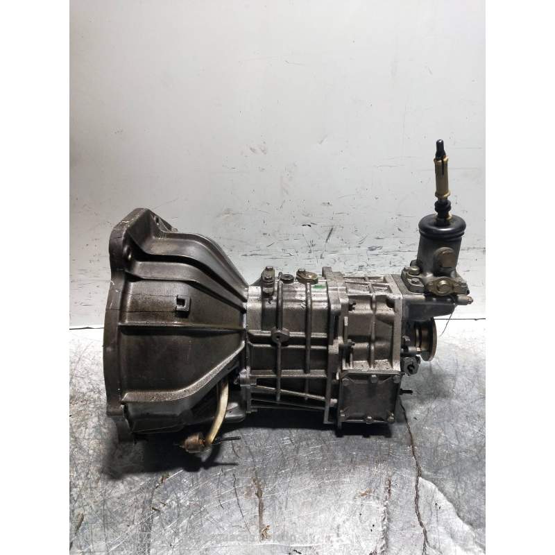 Recambio de caja cambios para iveco daily caja cerrada 2.5 diesel referencia OEM IAM 28151 94701551 427642 