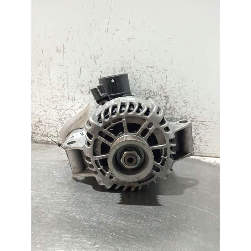 Recambio de alternador para ford mondeo iii (b5y) 2.0 tdci referencia OEM IAM P0204837 205653 LRB00497