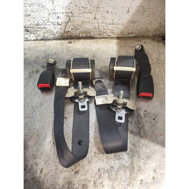 Recambio de juego cinturones trasero para citroën c-crosser exclusive referencia OEM IAM   INTERMEDIOS