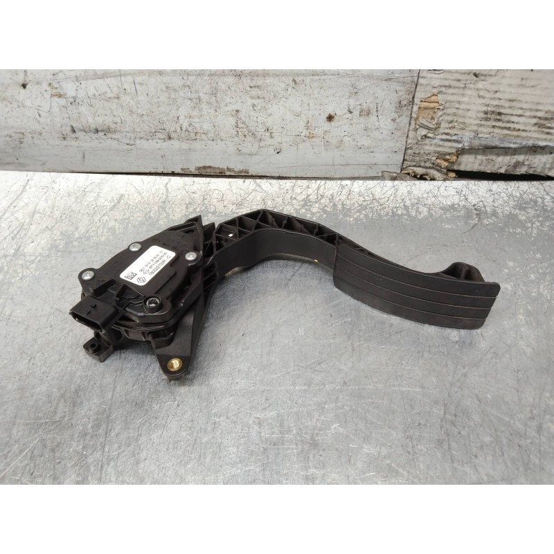 Recambio de potenciometro pedal para dacia sandero stepway referencia OEM IAM 6PV00997803 180022703R 