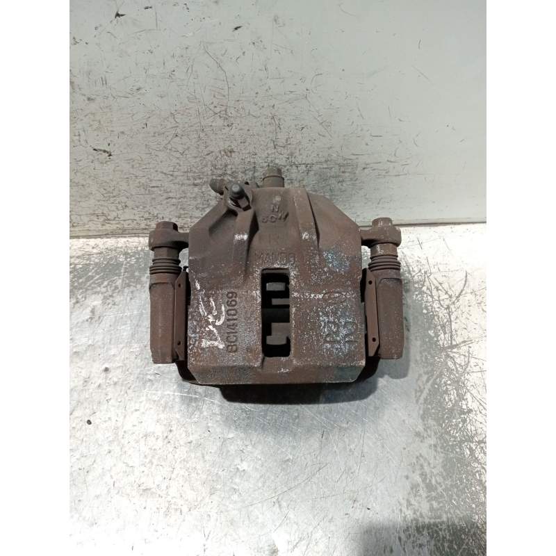 Recambio de pinza freno delantera derecha para hyundai matrix (fc) 1.6 gls referencia OEM IAM BC141069 16G 2004
