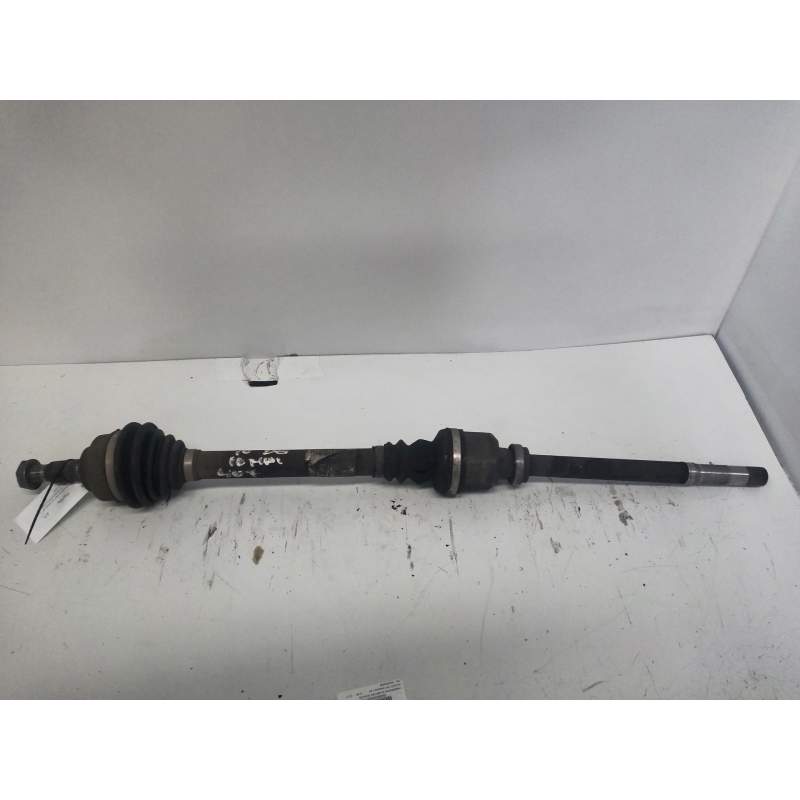 Recambio de transmision delantera derecha para peugeot 407 business line referencia OEM IAM 9640848080 16HDI 
