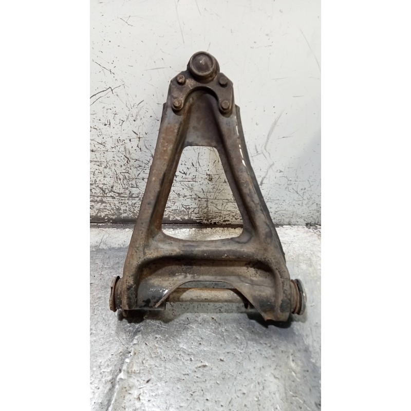 Recambio de brazo suspension inferior delantero izquierdo para renault 25 (b29) gtx referencia OEM IAM   