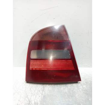 PILOTO TRASERO IZQUIERDO 1U6945111 