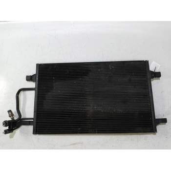 CONDENSADOR / RADIADOR AIRE ACONDICIONADO 4D0260401A 