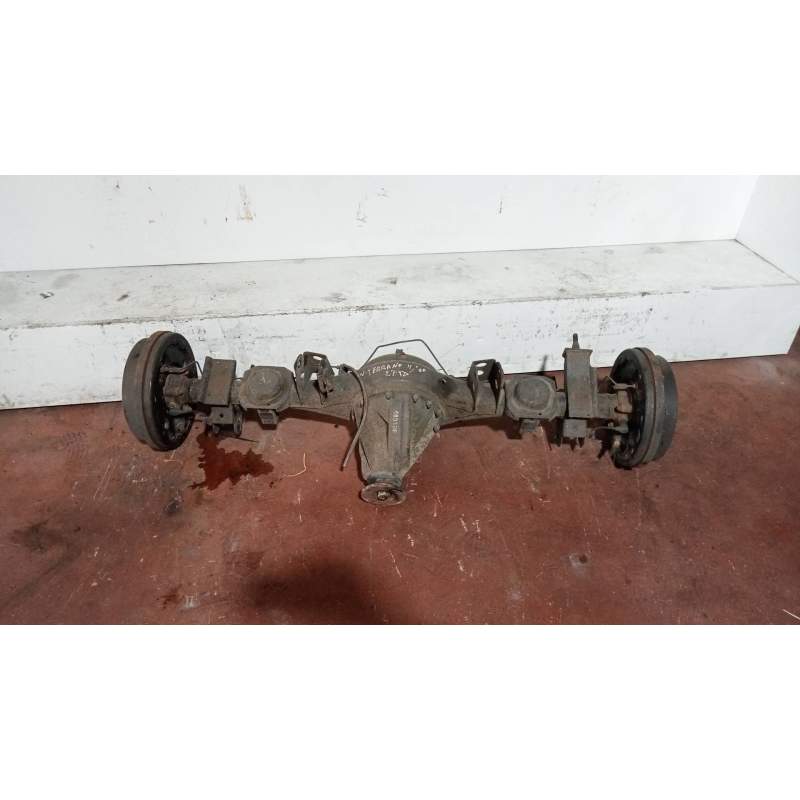 Recambio de puente trasero para nissan terrano/terrano.ii (r20) luxury referencia OEM IAM TAMBOR/ABS 27TD 2000