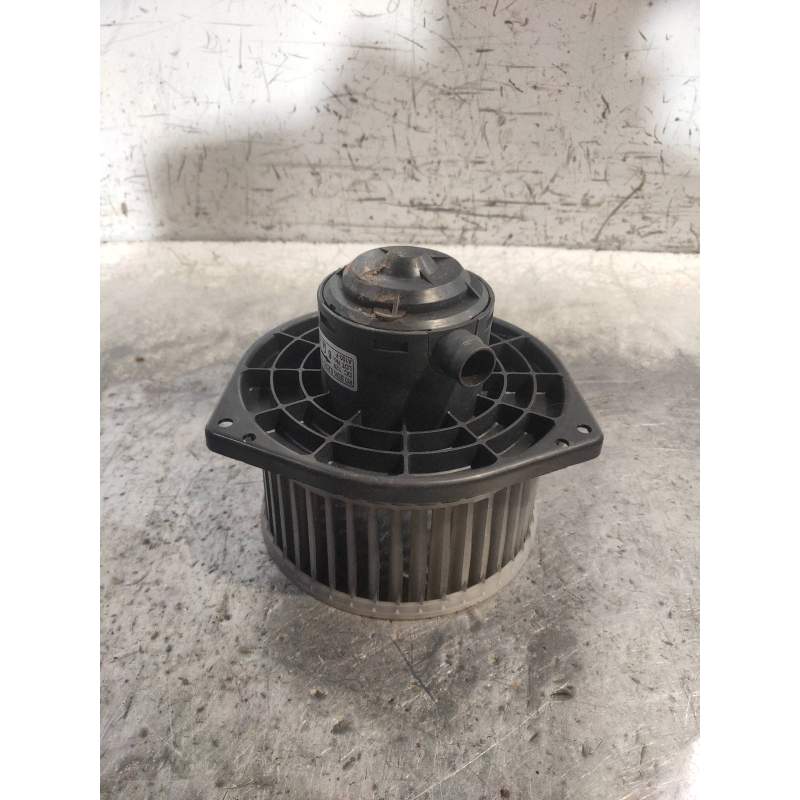 Recambio de motor calefaccion para ssangyong actyon 200 xdi referencia OEM IAM A100F40510440  