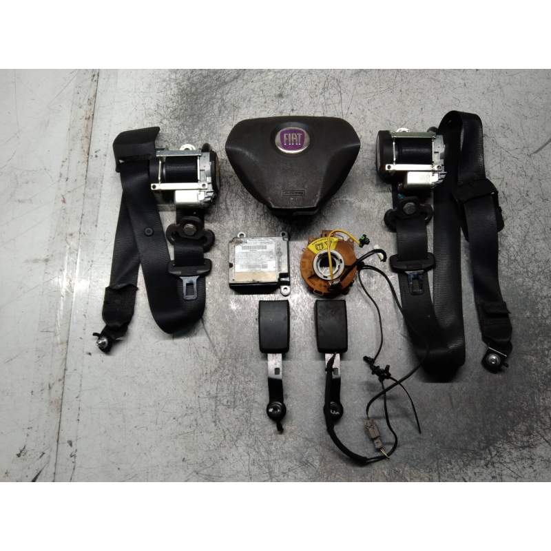 Recambio de kit airbag para fiat fiorino básico referencia OEM IAM 1353557080  2007