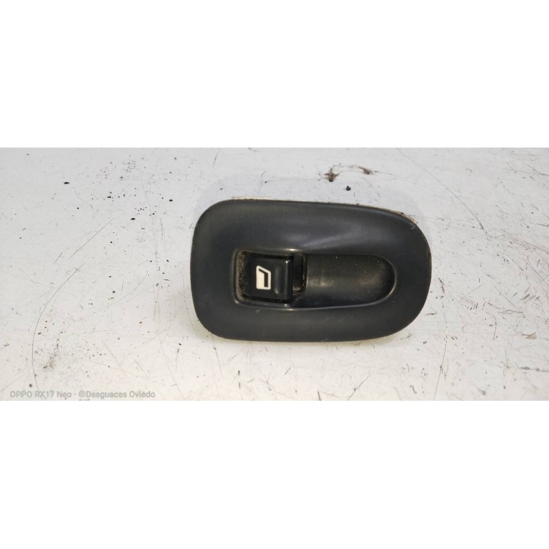 Recambio de mando elevalunas delantero derecho para peugeot 306 berlina 3/4/5 puertas (s2) boulebard referencia OEM IAM   