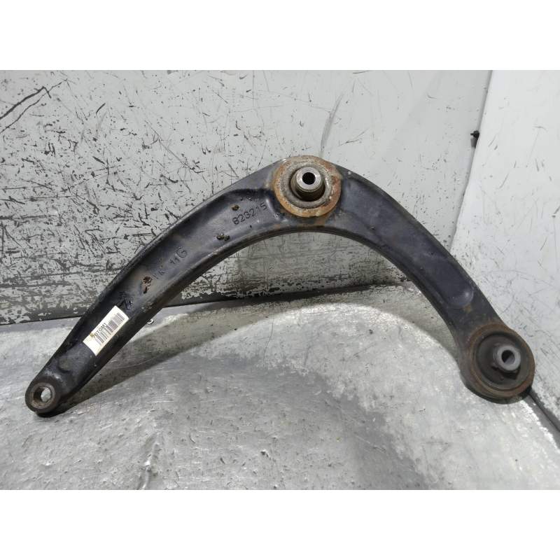 Recambio de brazo suspension inferior delantero izquierdo para citroën c4 lim. seduction referencia OEM IAM   