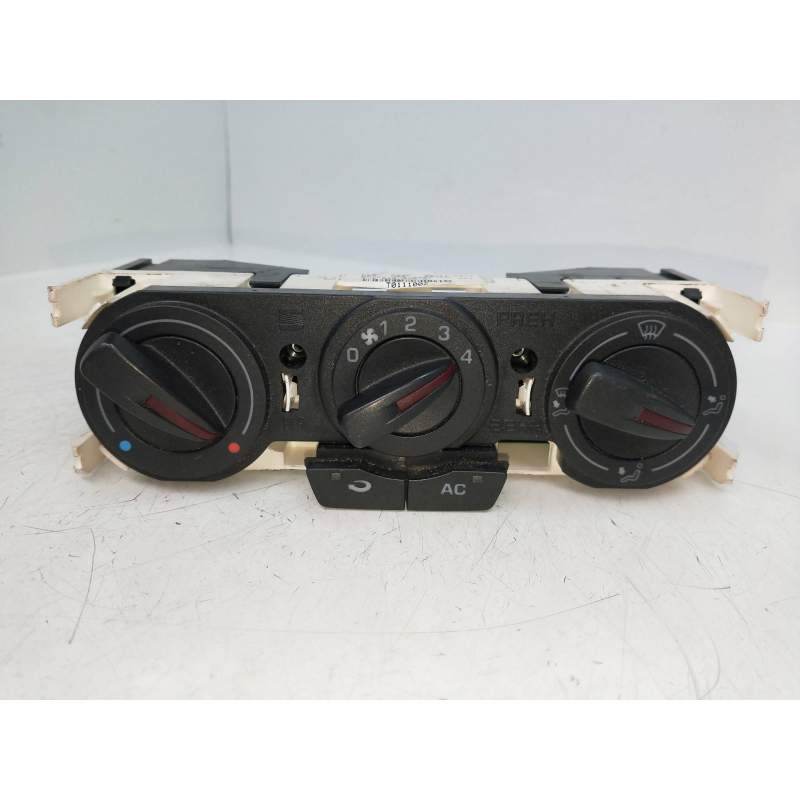 Recambio de mando calefaccion / aire acondicionado para seat ibiza (6j5) 1.6 tdi referencia OEM IAM 6J08200456A T0111002 