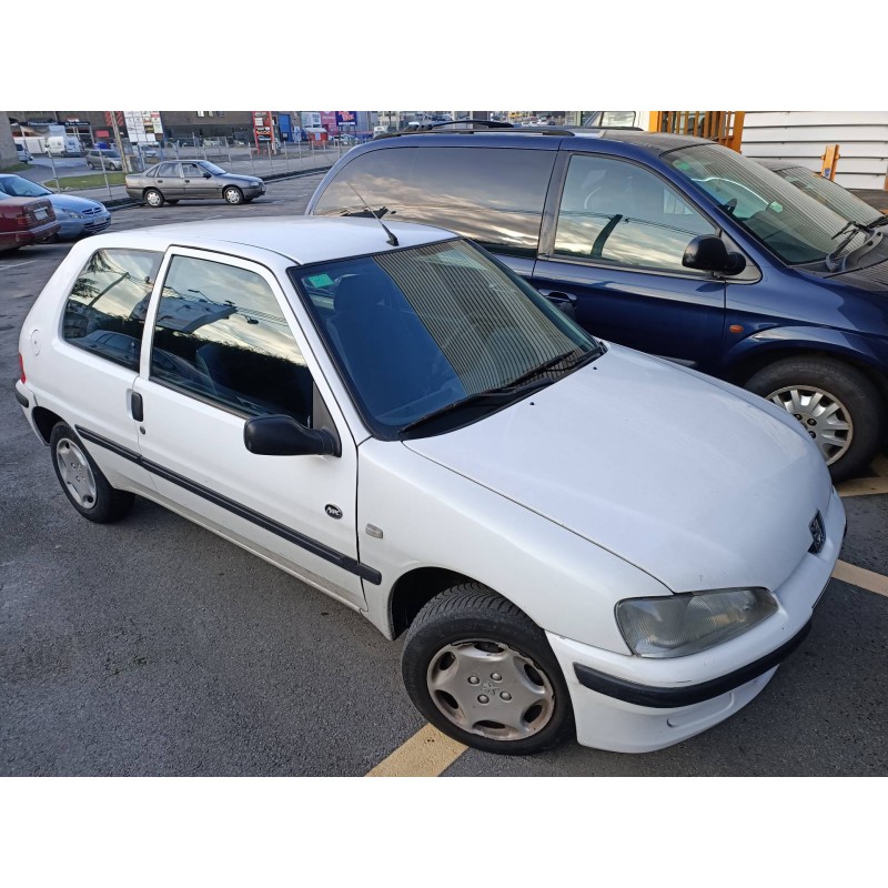 peugeot 106 (s2) del año 2000