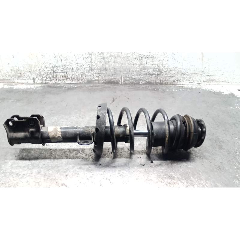 Recambio de amortiguador delantero izquierdo para opel zafira a monospace (t98) 2.0 dti 16v (f75) referencia OEM IAM 22194341 46