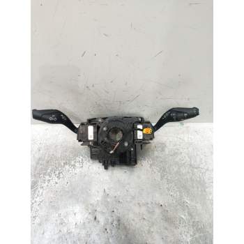 MANDO LUCES F1ET17A553BA 2014