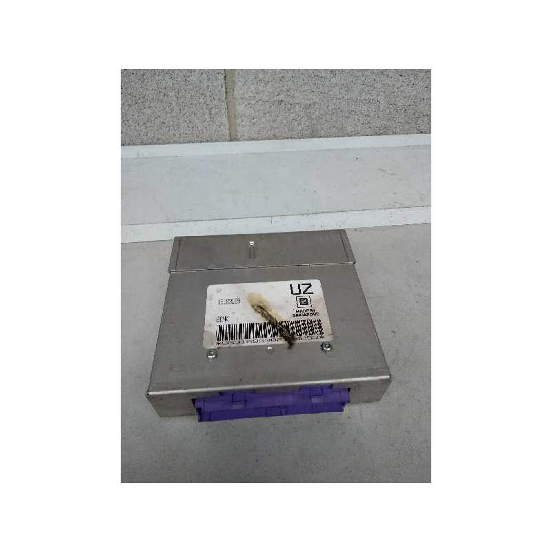 Recambio de centralita motor uce para opel vectra a 1.8 cat referencia OEM IAM 16183169 UZ BCNK