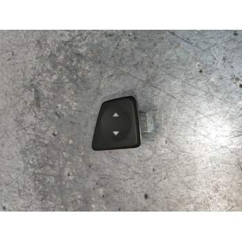 MANDO ELEVALUNAS DELANTERO IZQUIERDO 3P