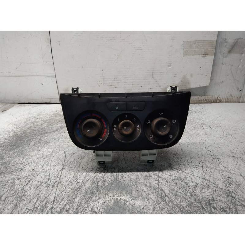 Recambio de mando calefaccion / aire acondicionado para fiat doblo 1.3 16v jtd cat referencia OEM IAM   2010