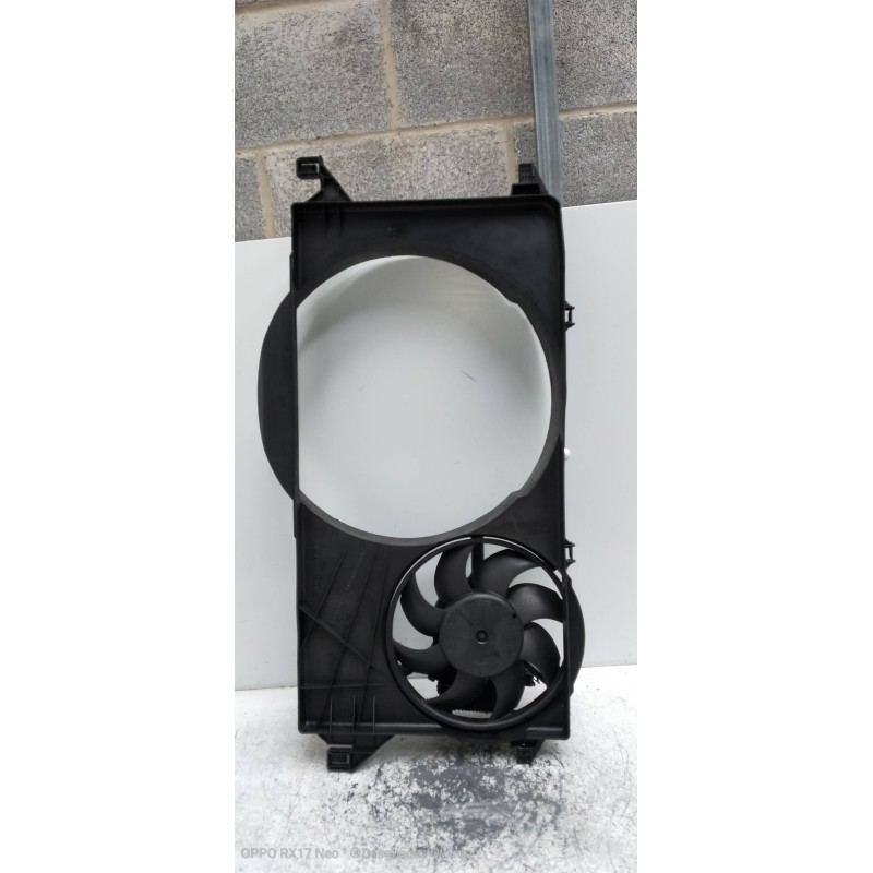 Recambio de electroventilador para ford transit caja cerrada ´06 ft 330 k trend lkw referencia OEM IAM 6C118C607CF  