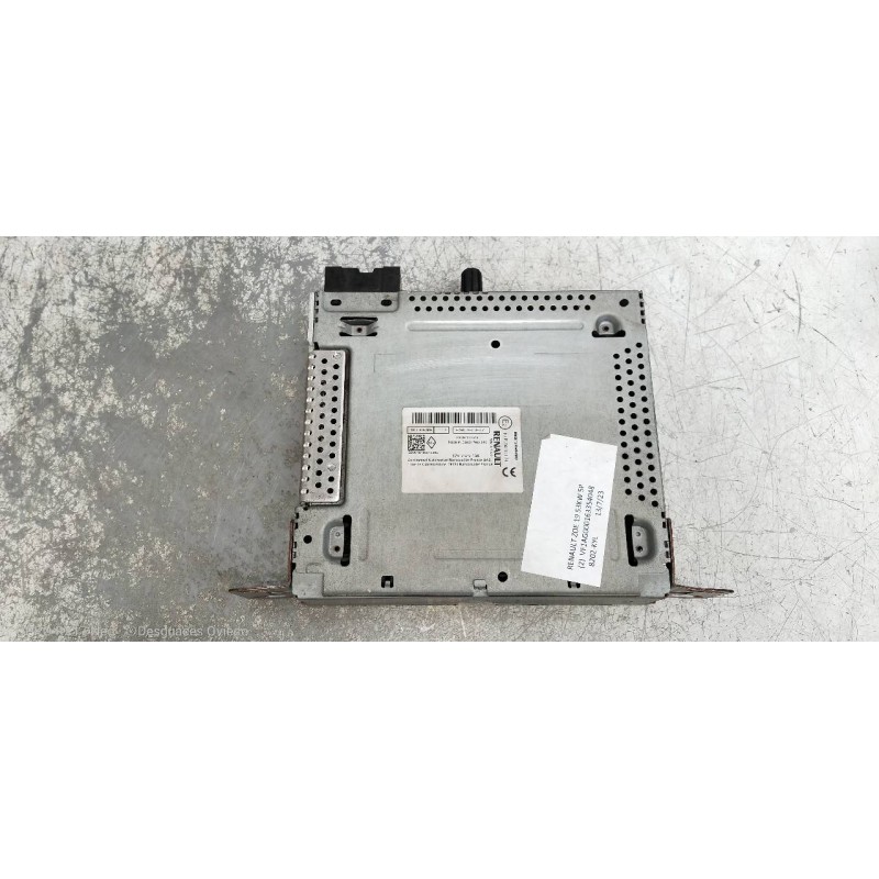 Recambio de modulo electronico para renault zoe bose referencia OEM IAM 281151536R A2C94304512 