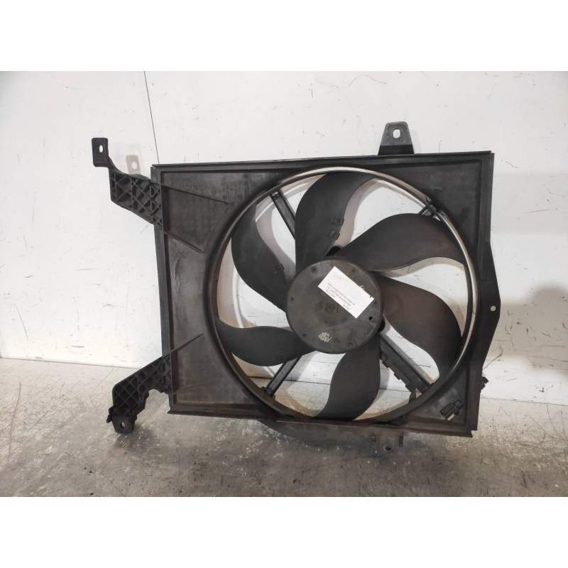 Recambio de electroventilador para mitsubishi space star (dg0) 1900 di-d comfort referencia OEM IAM 30899008 ETP9344 