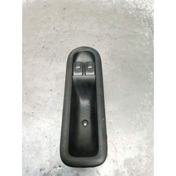 MANDO ELEVALUNAS DELANTERO IZQUIERDO 8200356513 3P 2007