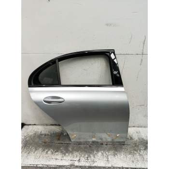 PUERTA TRASERA DERECHA 4P 2021