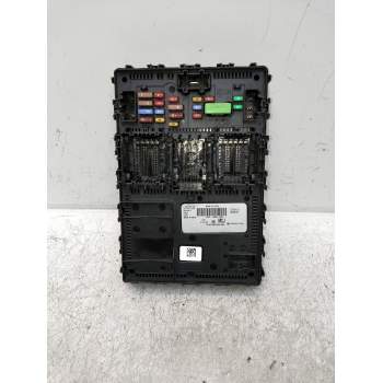 CAJA RELES / FUSIBLES JU5T15604MCJ F005V03091 