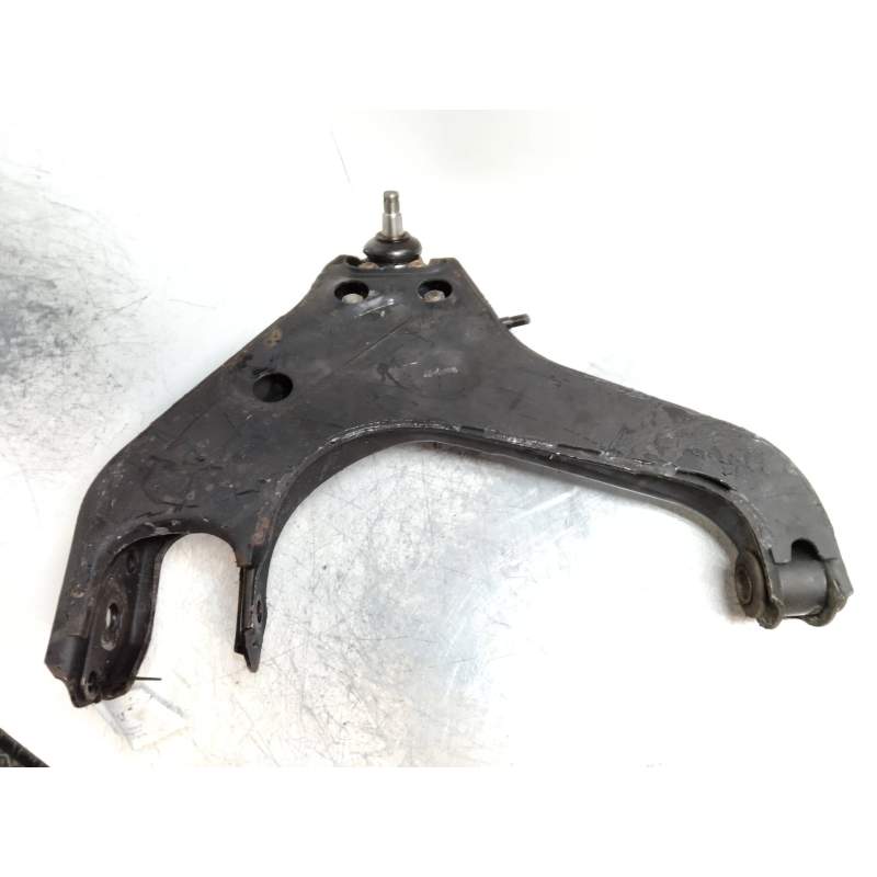 Recambio de brazo suspension inferior delantero derecho para mitsubishi montero (v20/v40) 2.5 turbodiesel referencia OEM IAM   