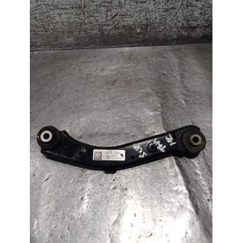 BRAZO SUSPENSION SUPERIOR TRASERO IZQUIERDO 55100D3050 16GDI 2015