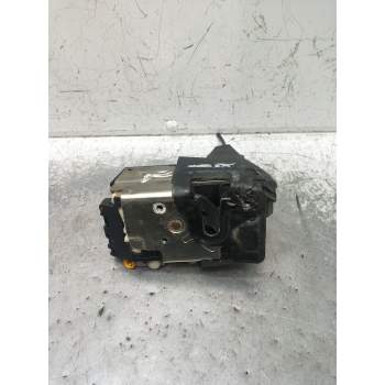 MOTOR CIERRE CENTRALIZADO TRASERO DERECHO X5K29BCL1184 5P 2002