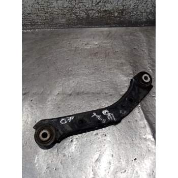 BRAZO SUSPENSION SUPERIOR TRASERO DERECHO 55100D3050 16GDI 2015