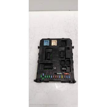 CAJA RELES / FUSIBLES 9658158780 BSI2004H05 