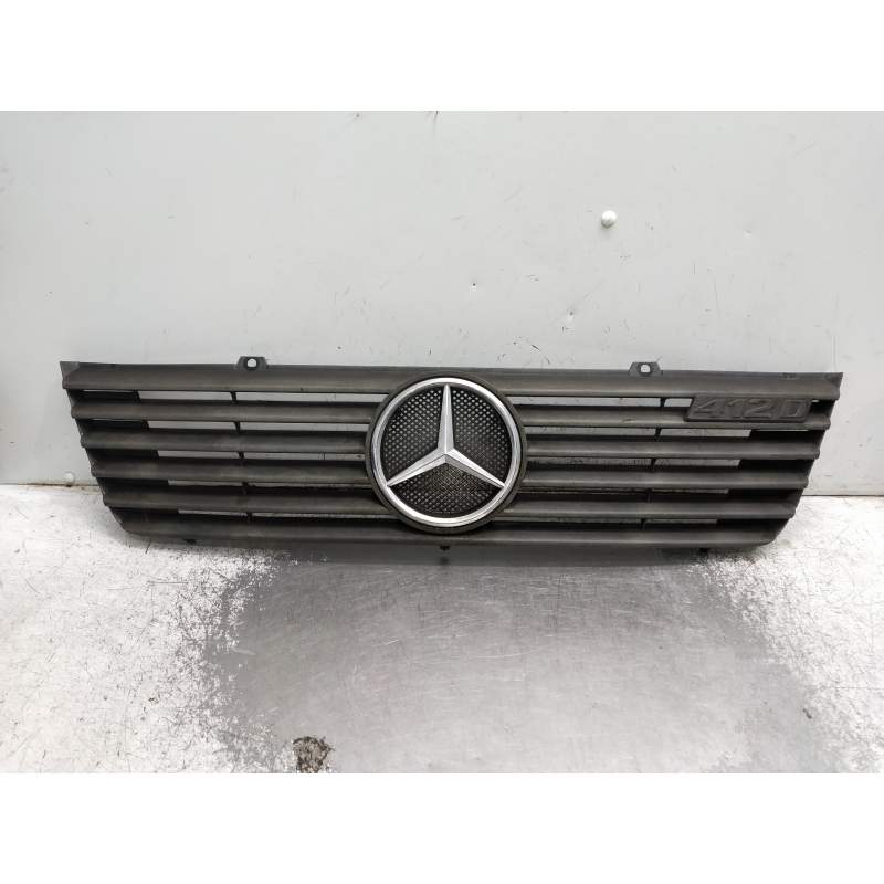Recambio de rejilla delantera para mercedes-benz sprinter (w901,w904) caja cerr. referencia OEM IAM   