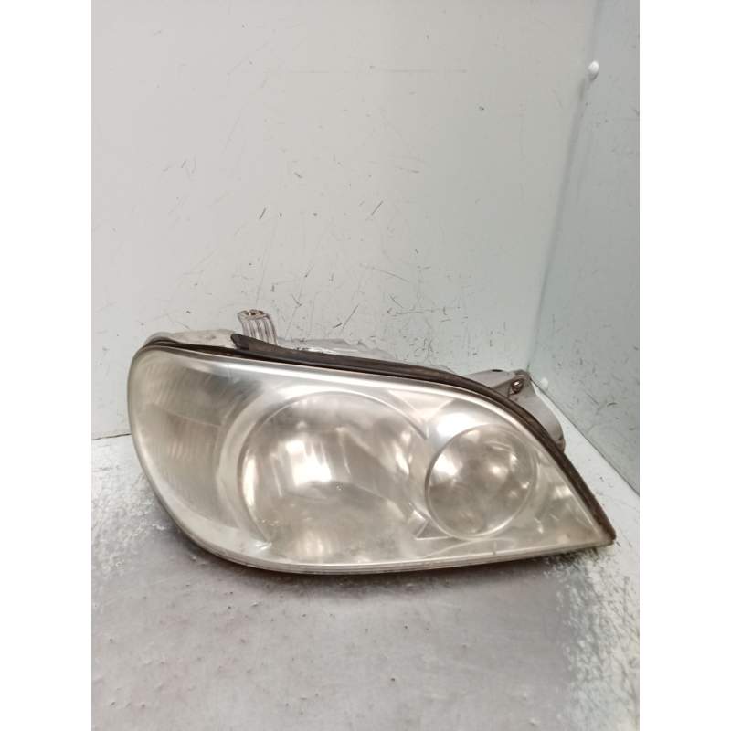 Recambio de faro derecho para kia carnival ii (gq) 2.9 crdi referencia OEM IAM   2001