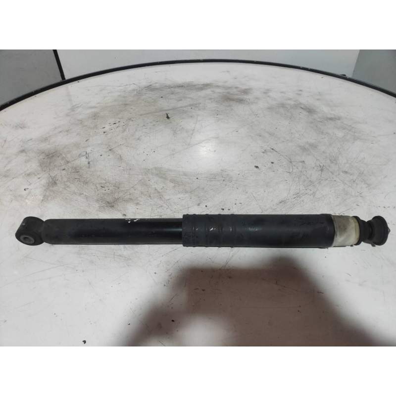 Recambio de amortiguador trasero izquierdo para renault clio iv business referencia OEM IAM 562109815R  12