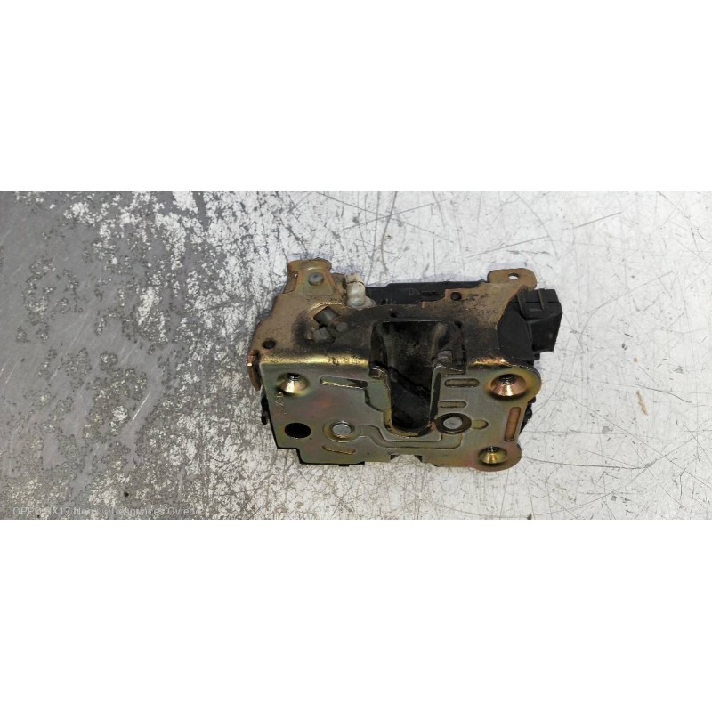 Recambio de motor cierre centralizado delantero izquierdo para renault mascott fg 160. 35/55/65 cabina individual referencia OEM