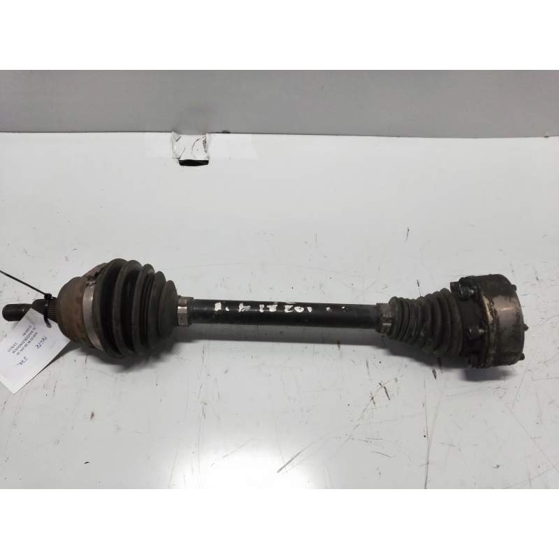 Recambio de transmision delantera izquierda para audi a3 (8l) 1.8 ambiente referencia OEM IAM  18G 1996