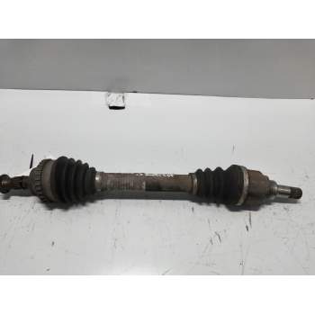 TRANSMISION DELANTERA IZQUIERDA 16G 2001