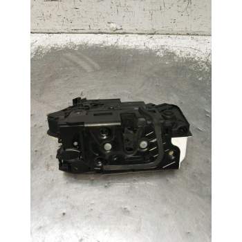 MOTOR CIERRE CENTRALIZADO TRASERO DERECHO 06A6J839016A 5P 2008