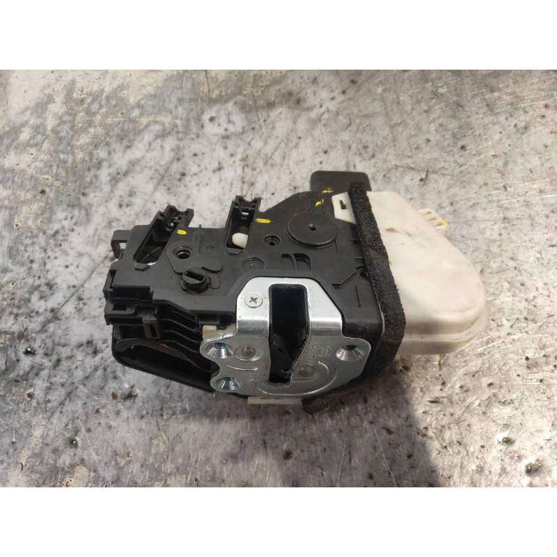 Recambio de motor cierre centralizado trasero derecho para hyundai santa fe (dm) tecno 4wd referencia OEM IAM 814202W010  