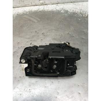 MOTOR CIERRE CENTRALIZADO TRASERO IZQUIERDO 05A6J0839015A 5P 2008