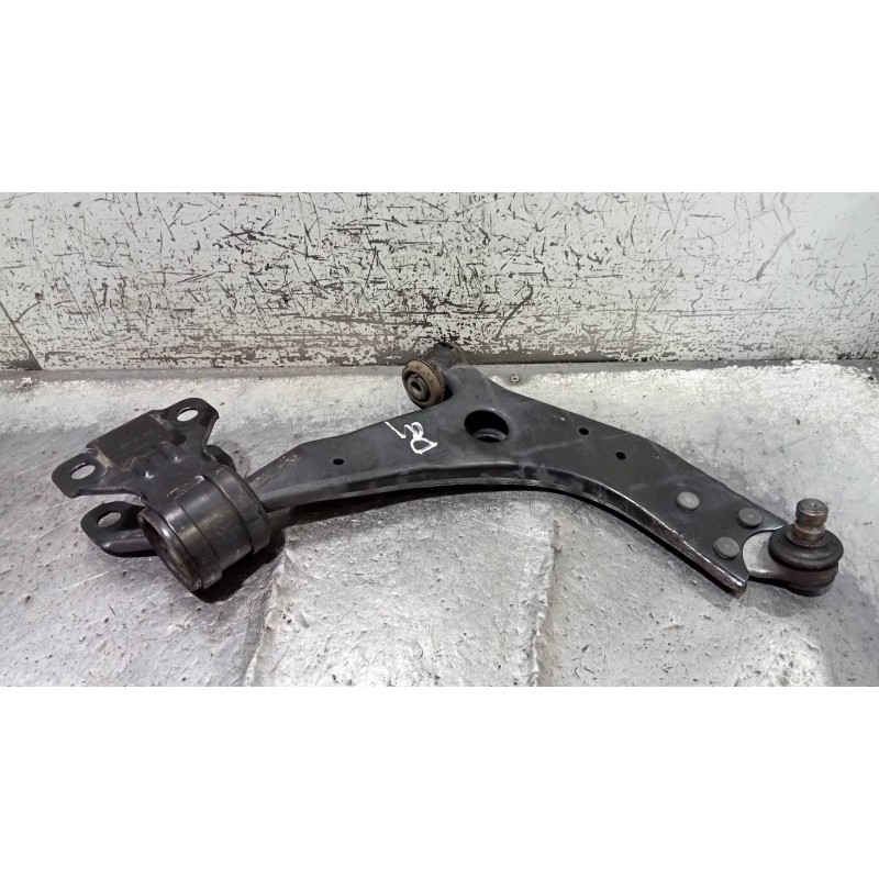 Recambio de brazo suspension inferior delantero derecho para ford focus lim. (cb8) sport referencia OEM IAM   