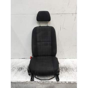 ASIENTO DELANTERO IZQUIERDO 