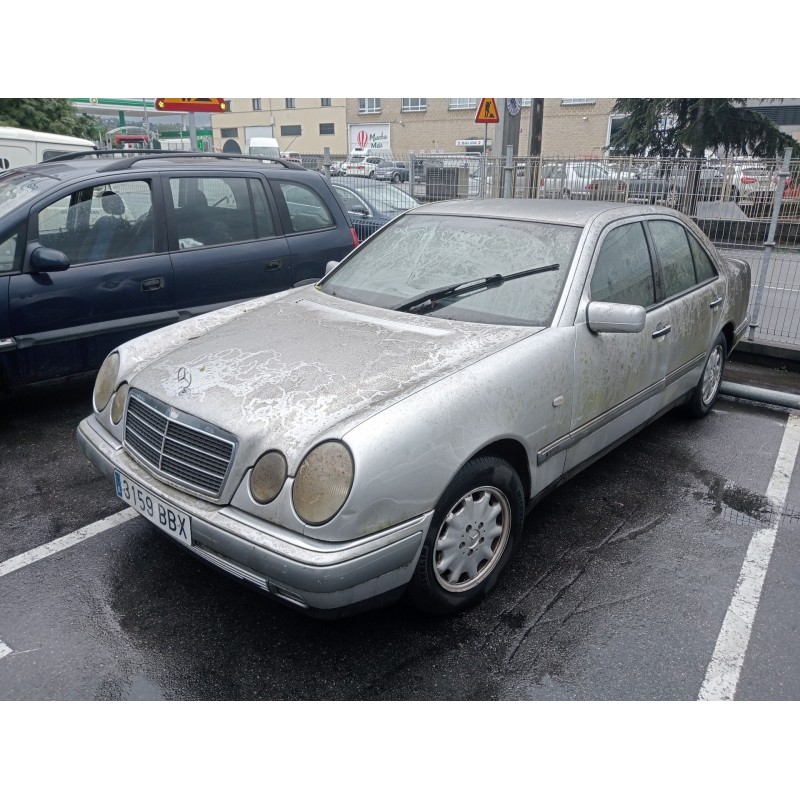 mercedes clase e (w210) berlina diesel del año 2000