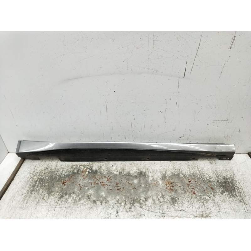 Recambio de faldon lateral para infiniti q30 2.2 d referencia OEM IAM  DERECHO 