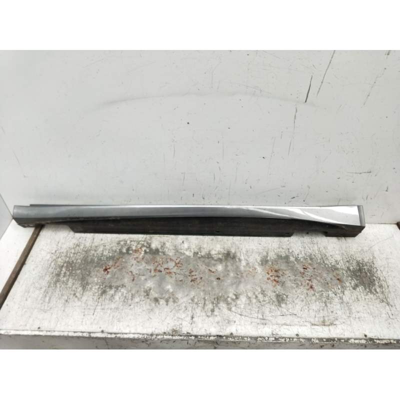Recambio de faldon lateral para infiniti q30 2.2 d referencia OEM IAM  IZQUIERDO 
