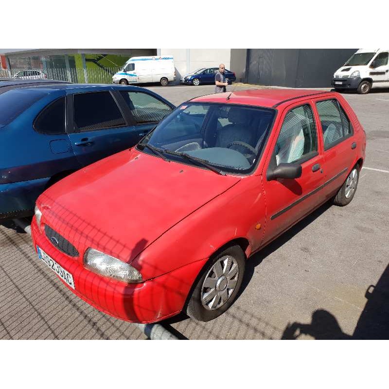 ford fiesta berlina del año 1997