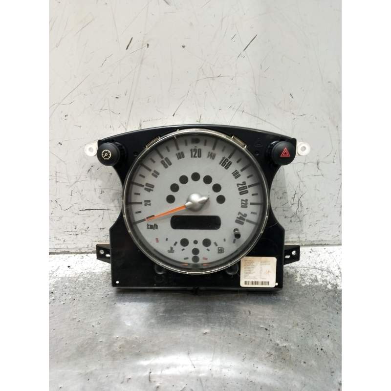 Recambio de cuadro instrumentos para mini mini (r50, r53) cooper referencia OEM IAM 621167379411  2001