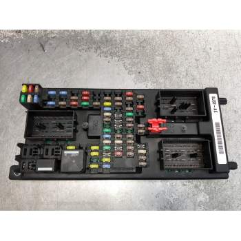 CAJA RELES / FUSIBLES BJ3214F041AE 3184124579 528251F03